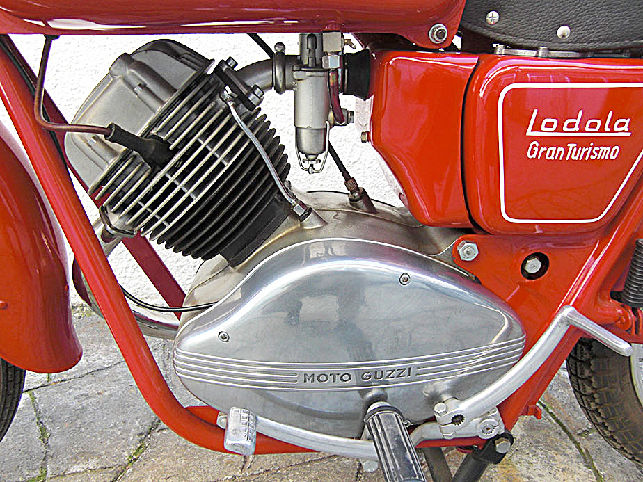 Lodola235GT-1965_06.jpg