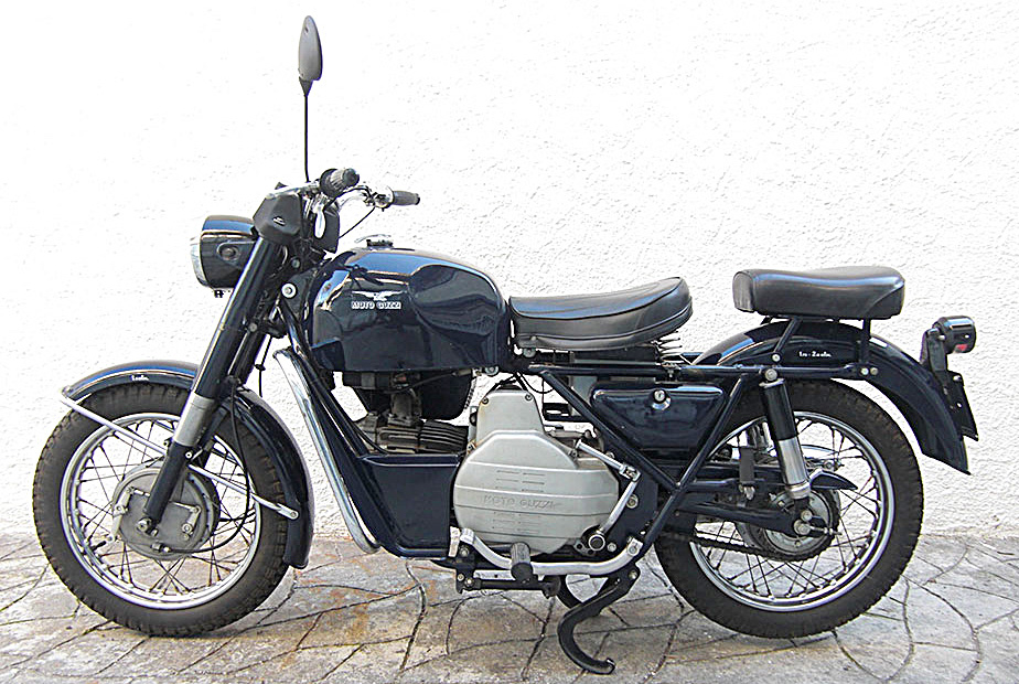 NuovoFalcone-Carabinieri-1976_01.jpg